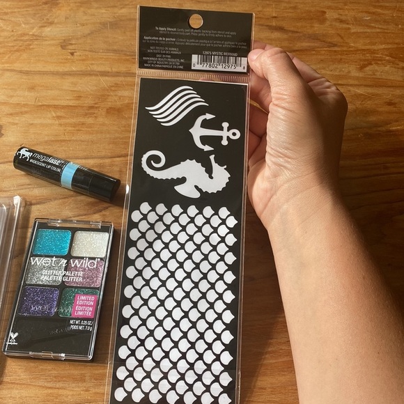 New 👻 Halloween - Mermaid Makeup Bundle - Picture 4 of 12